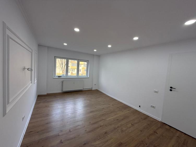Apartament cu 2 camere decomandat în Brănești