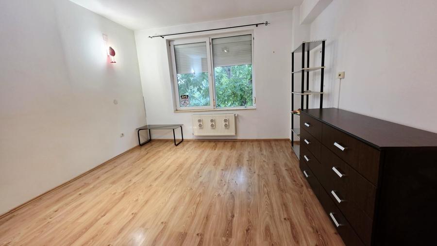 Duplex cu 5 camere cu Canalizare în Bucureștii Noi