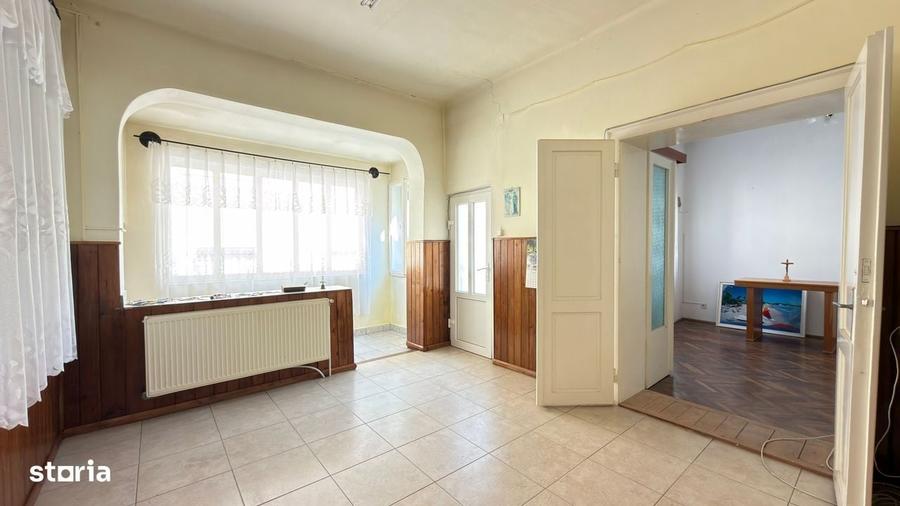 Spațiu comercial, de 342 mp, în Central