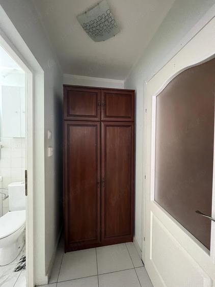 Apartament cu 2 camere semidecomandat în Tipografilor