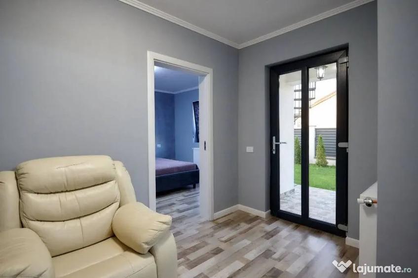 Casă cu 5 camere cu Teren 250 Mp în Central