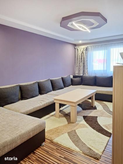 Casă cu 5 camere decomandat cu Teren 780 Mp în Săcălaz