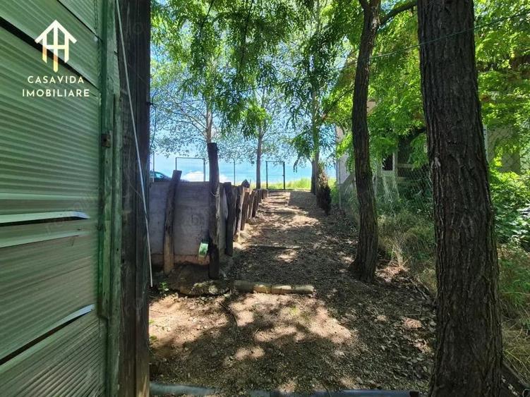 Teren de 414 mp, în Fârdea
