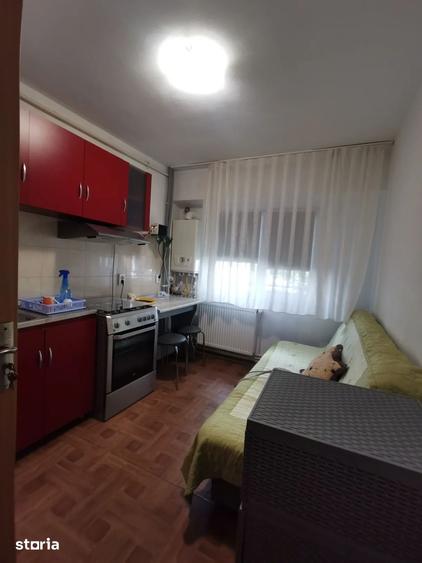 Garsonieră decomandată, mobilată în Inel II