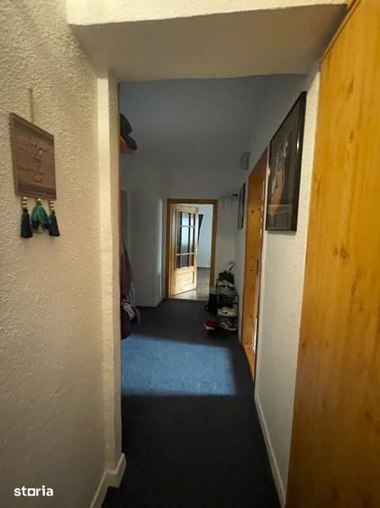 Apartament cu 4 camere decomandat în Central