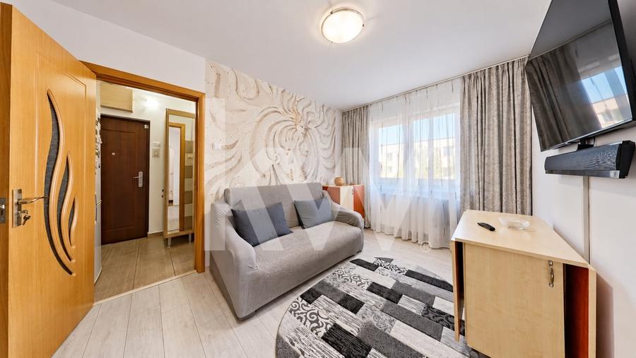 Apartament cu 2 camere semidecomandat, mobilat în Florilor