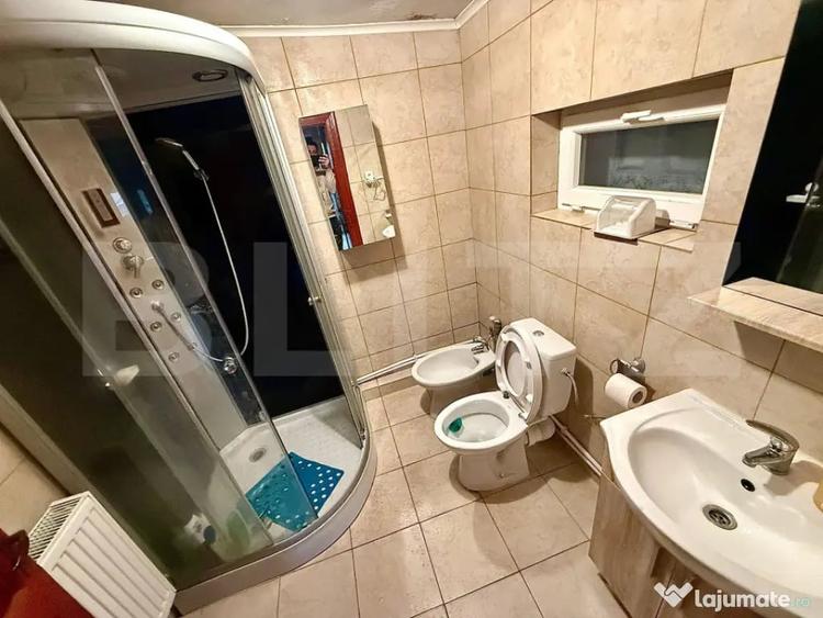 Casă cu 5 camere cu Teren 316 Mp în Central