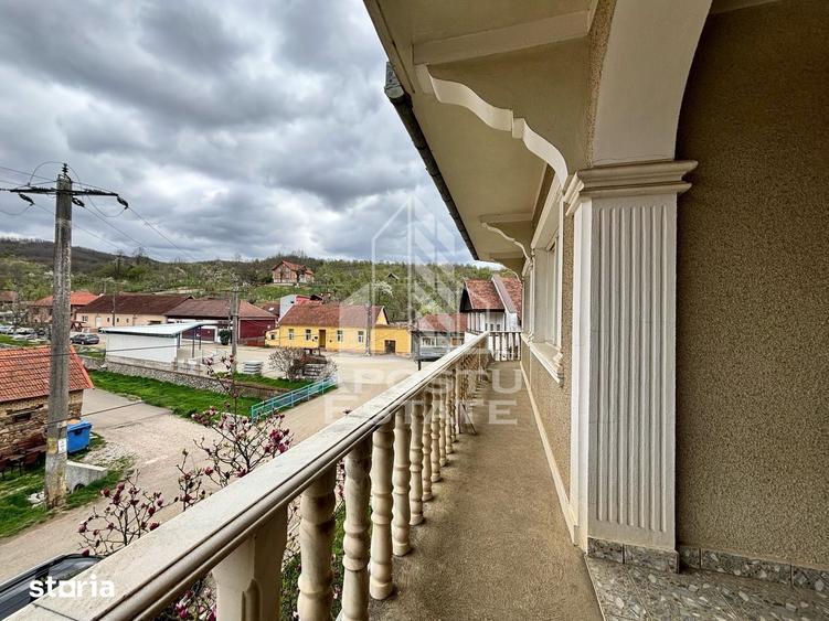 Casă cu Teren 470 Mp în Lupac