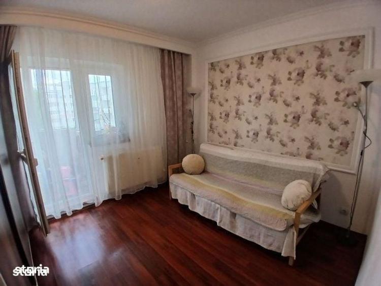 Apartament cu 4 camere decomandat, mobilat în Apărătorii Patriei