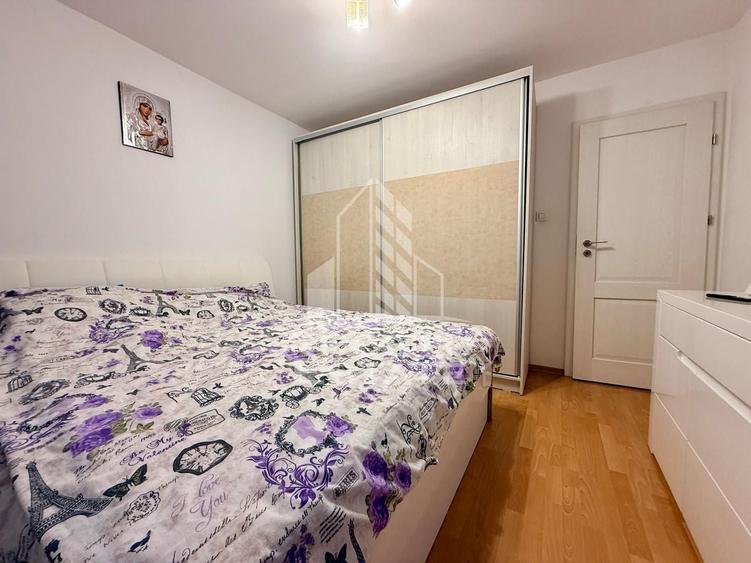 Apartament cu 3 camere decomandat, mobilat în Lipovei