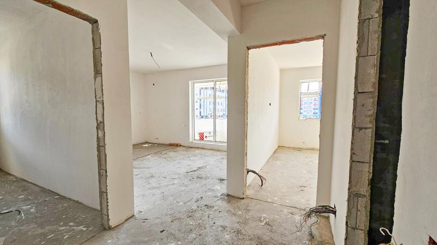 Apartament cu 2 camere decomandat în Militari