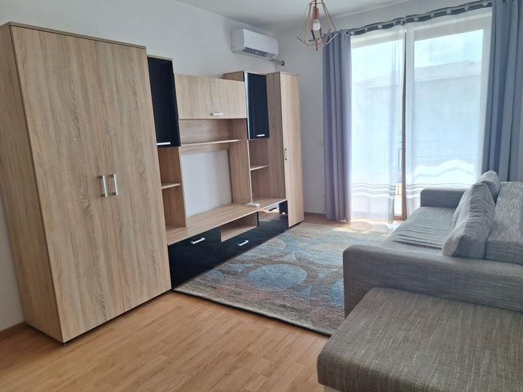 Apartament cu 2 camere decomandat în Giroc