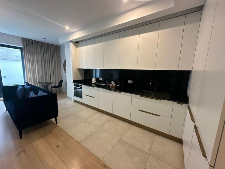 Apartament cu 2 camere decomandat, mobilat în Herăstrău