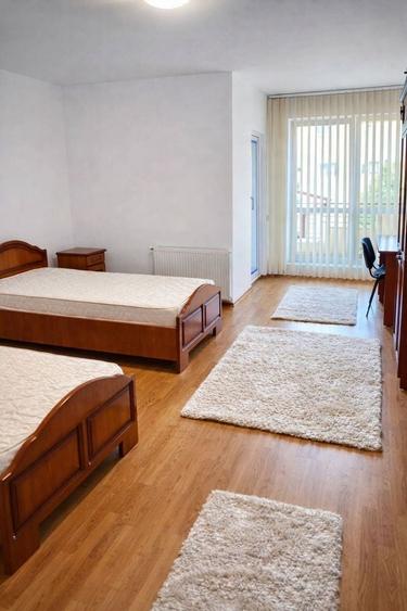 Apartament 1 Camera De Inchiriat | Parcare Inclusa | Balcon | Etaj 2\3 | UMF - 3