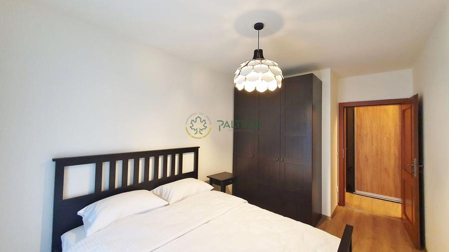 Apartament cu 3 camere decomandat, mobilat în Central