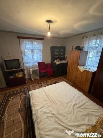 Casă cu 6 camere cu Teren 270 Mp în Central