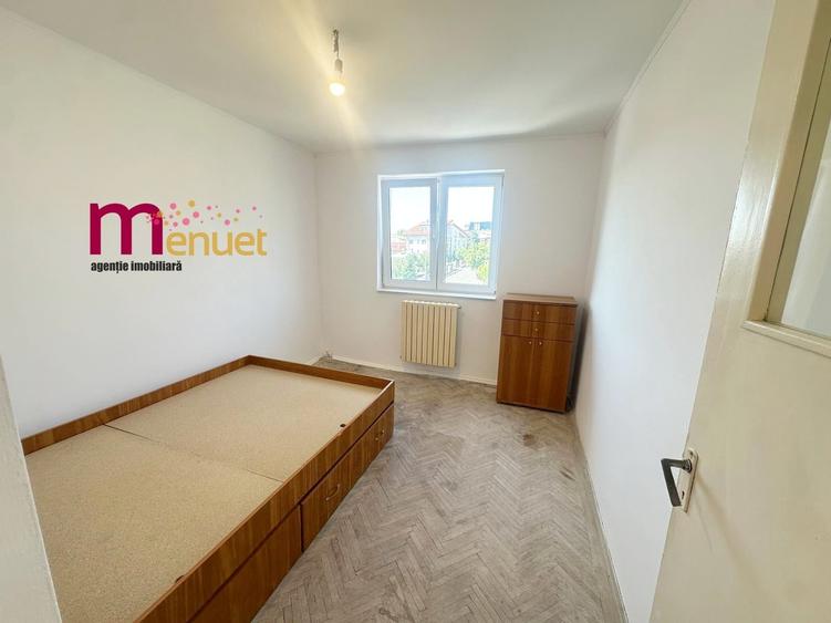 Apartament cu 2 camere semidecomandat în Neptun