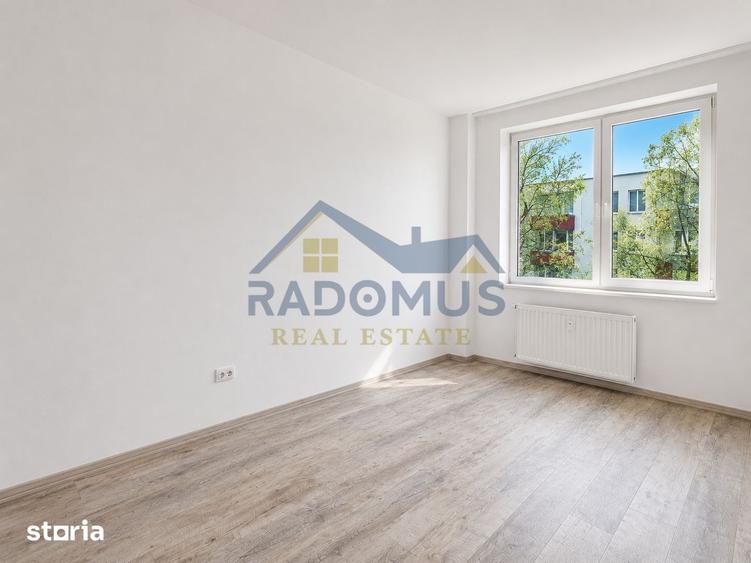 Apartament cu 3 camere semidecomandat, mobilat în Andrei Mureșanu