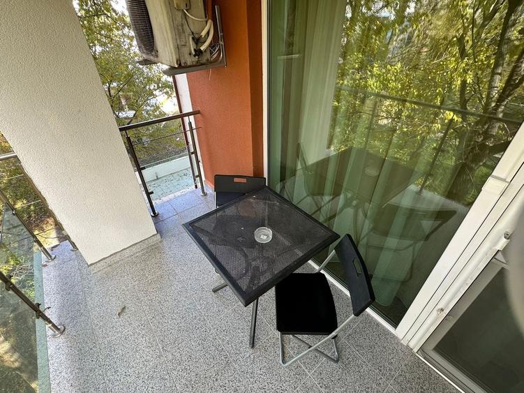 Apartament cu 2 camere decomandat, mobilat în Delfinariu