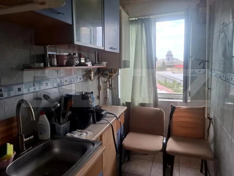 Apartament 2 camere decomandat Strada 9 Mai, zona lini?tita - 7