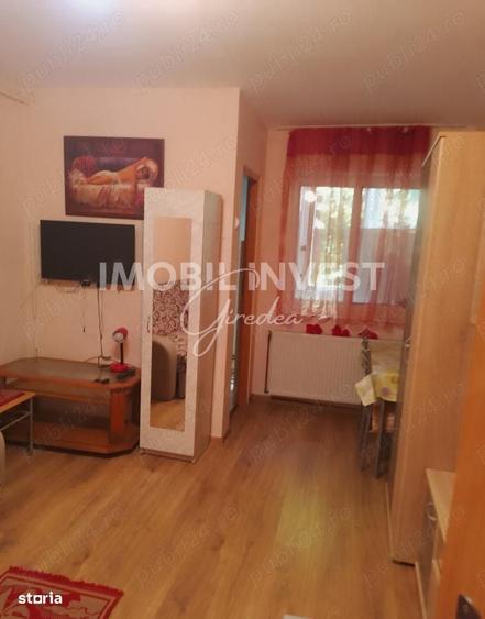 Garsoniera in zona Cetate, bucatarie separata, etaj 1 - 2