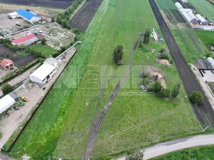 Teren agricol intravilan de 2648 mp, în Central