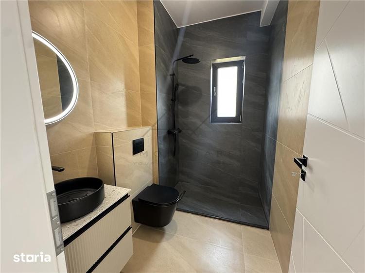 Casă cu 4 camere cu Teren 425 Mp în Olteni