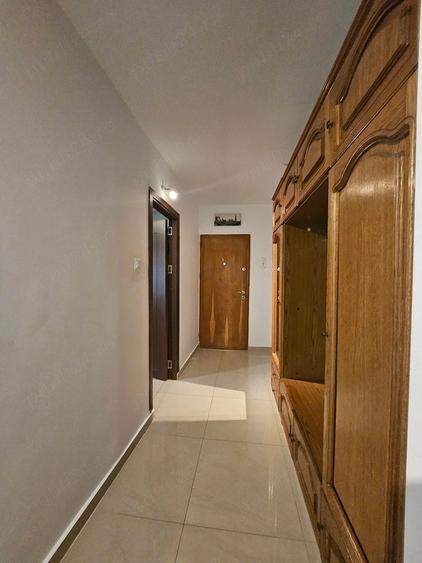 Apartament cu 2 camere decomandat în Teilor