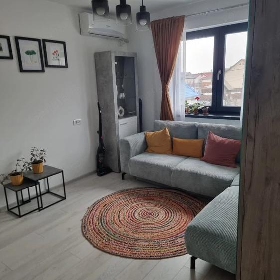 Garsonieră decomandată în Trivale