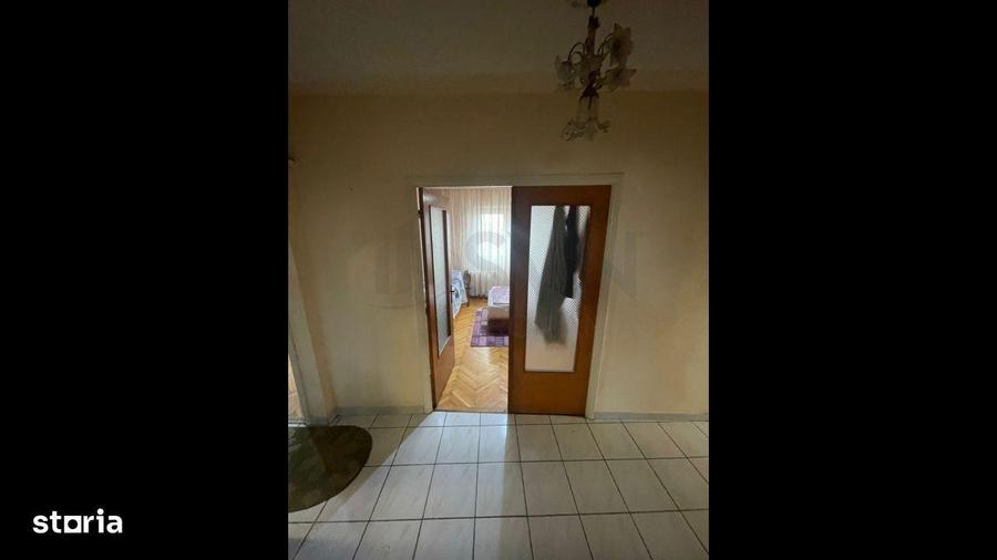 Apartament cu 4 camere în Pipera