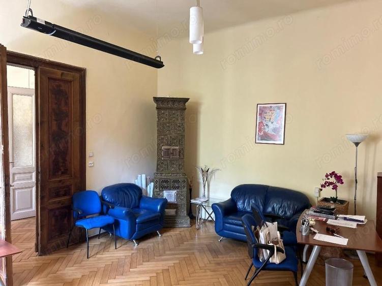Casă cu 6 camere cu Teren 1000 Mp în Traian