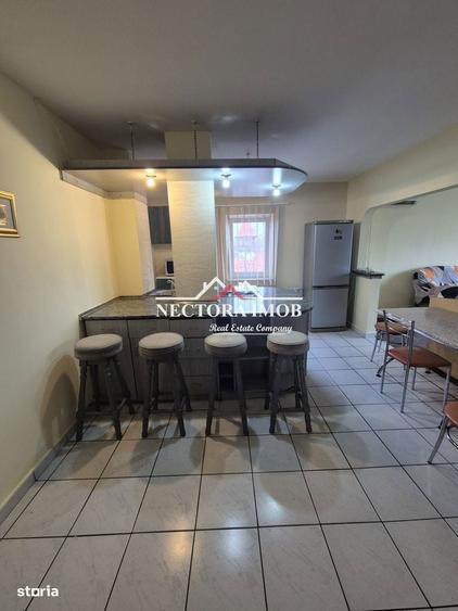 Apartament cu 3 camere decomandat în Decebal
