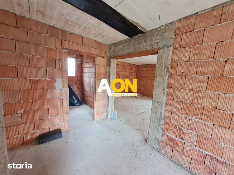 Casă cu 4 camere cu Teren 386 Mp în Micești