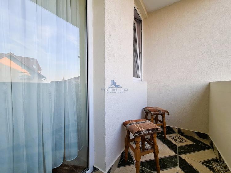Apartament cu 3 camere semidecomandat, mobilat în Calea Poplăcii