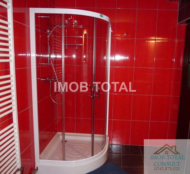 Casă individuală cu 3 camere cu Canalizare în Central