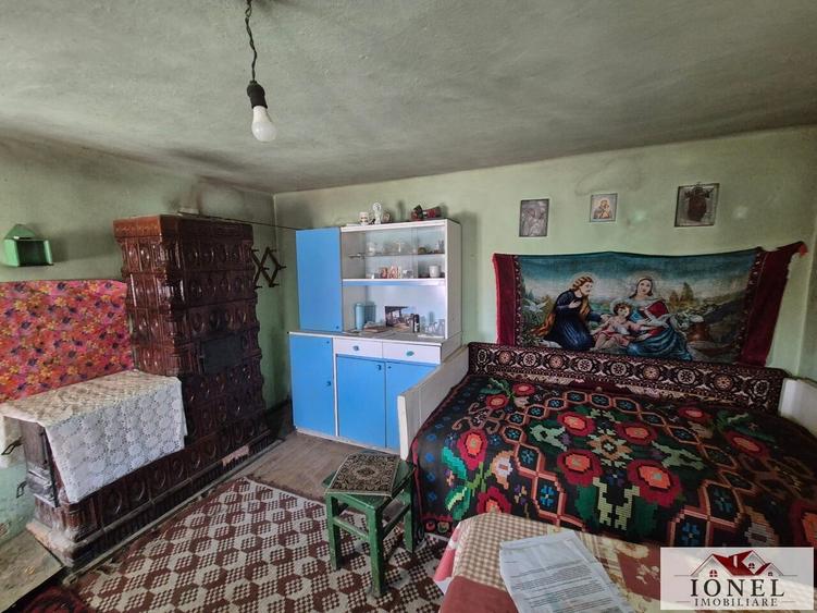 Casă individuală cu 3 camere cu Teren 1700 Mp în Henig