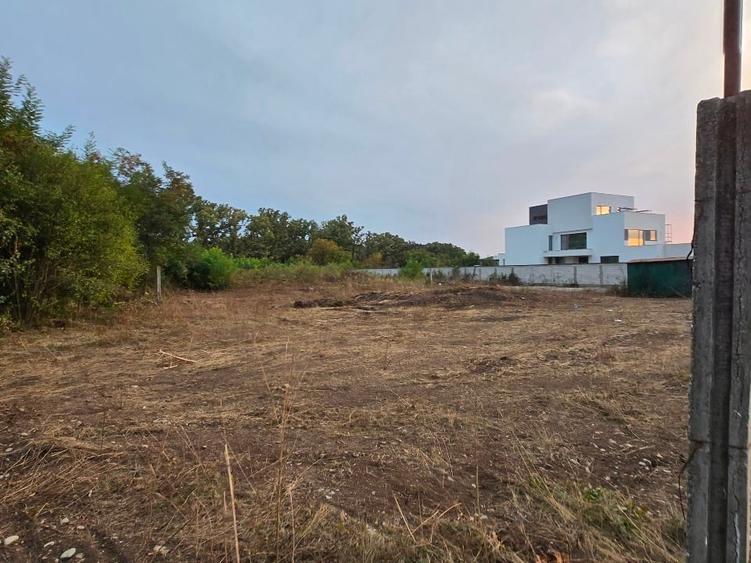 Teren Construcții intravilan de 1000 mp, în Băneasa