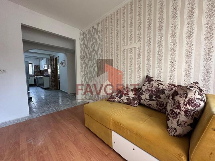Apartament cu 3 camere decomandat, mobilat în Lipovei