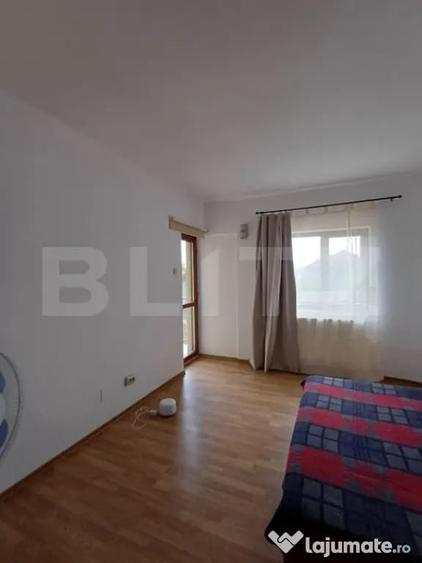 Casă cu 5 camere cu Teren 600 Mp în Central