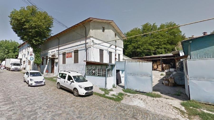 Spațiu industrial, de 800 mp, în Central