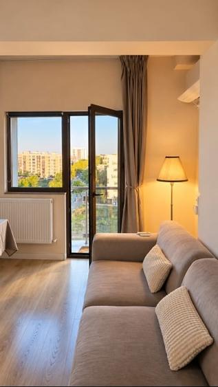 Apartament cu 3 camere decomandat, mobilat în Sisești