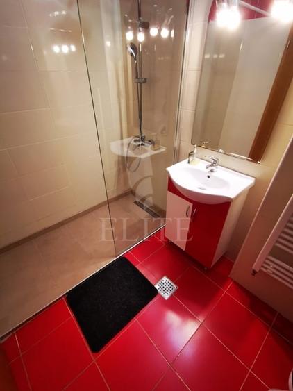 Apartament cu 3 camere semidecomandat, mobilat în Mănăștur