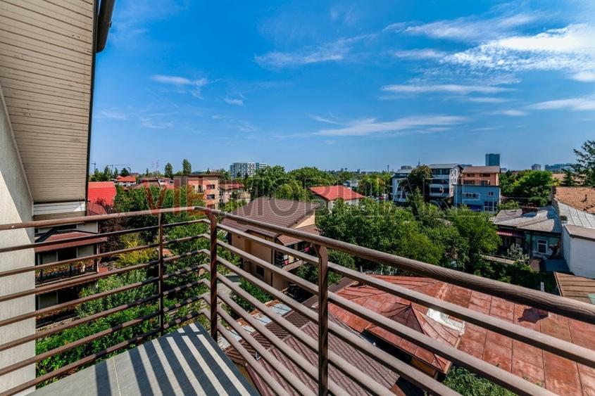 Apartament cu 5 camere decomandat, mobilat în Dămăroaia