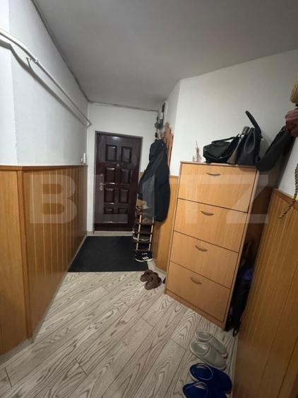 Apartament cu 4 camere decomandat, mobilat în Mihai Eminescu