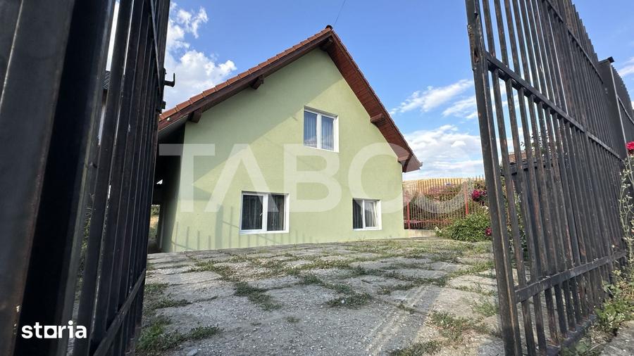 Casa individuala cu intrare de la 2 strazi 4 camere Poplaca Sibiu - 1