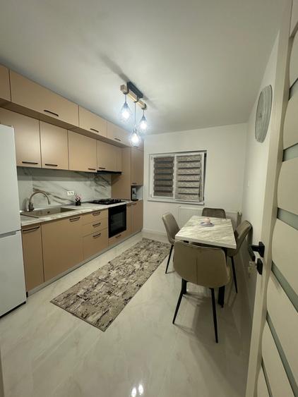 Apartament cu 2 camere decomandat în Băneasa