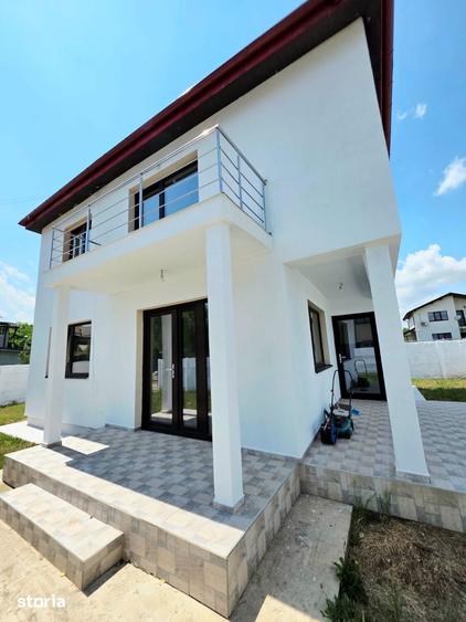 Casă cu 4 camere cu Teren 344 Mp în Berceni