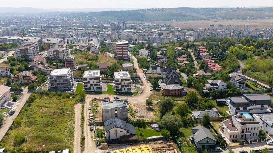 Teren Construcții intravilan de 925 mp, în Păcurari