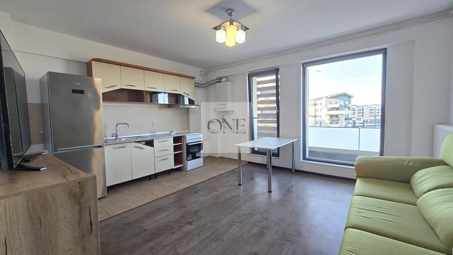Apartament cu 2 camere decomandat, mobilat în Tractorul