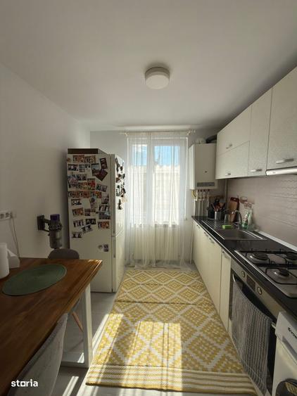 Apartament cu 2 camere decomandat în Precista